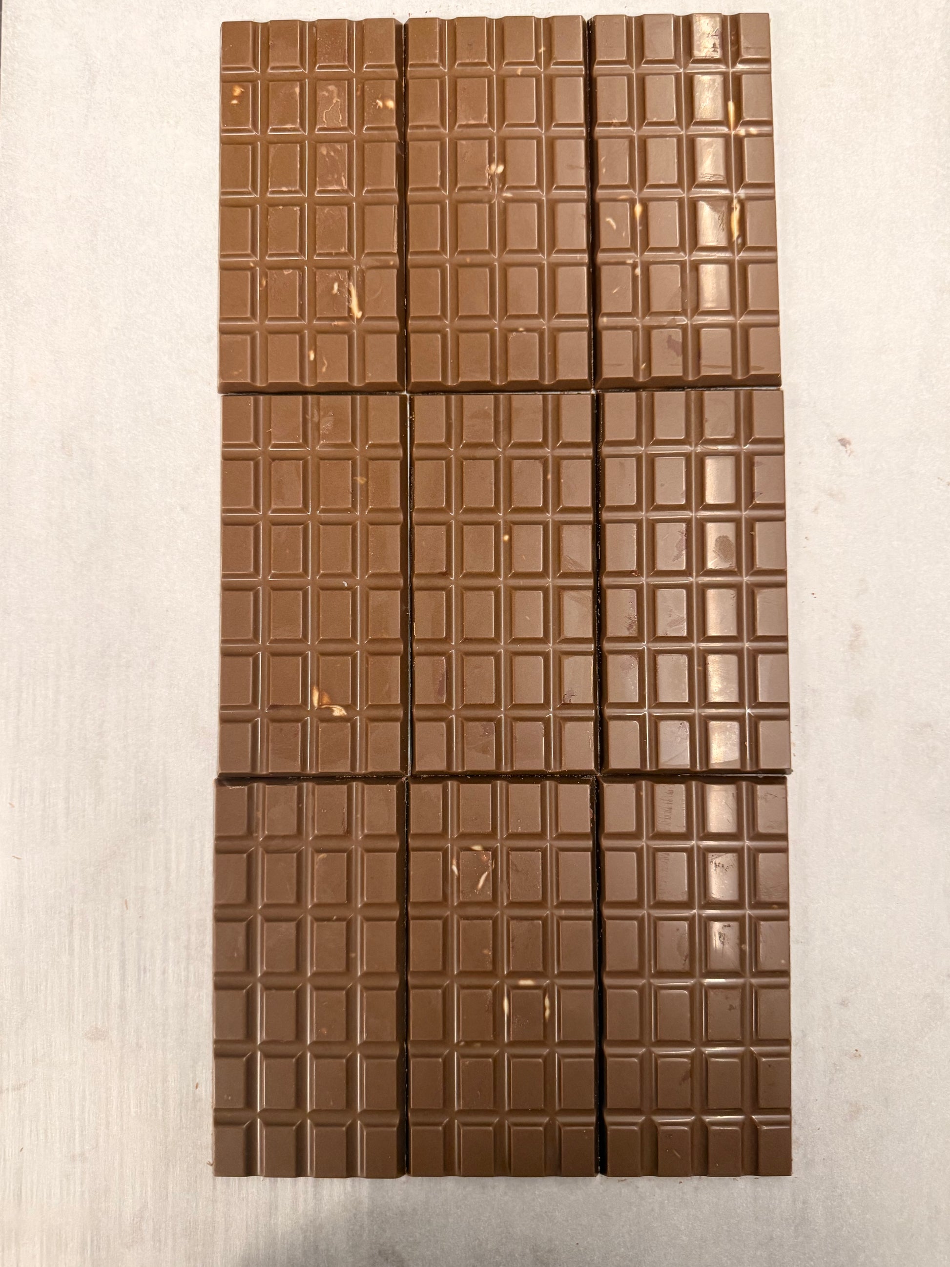 40% white chocolate mocha bar refined with Colombian coffee